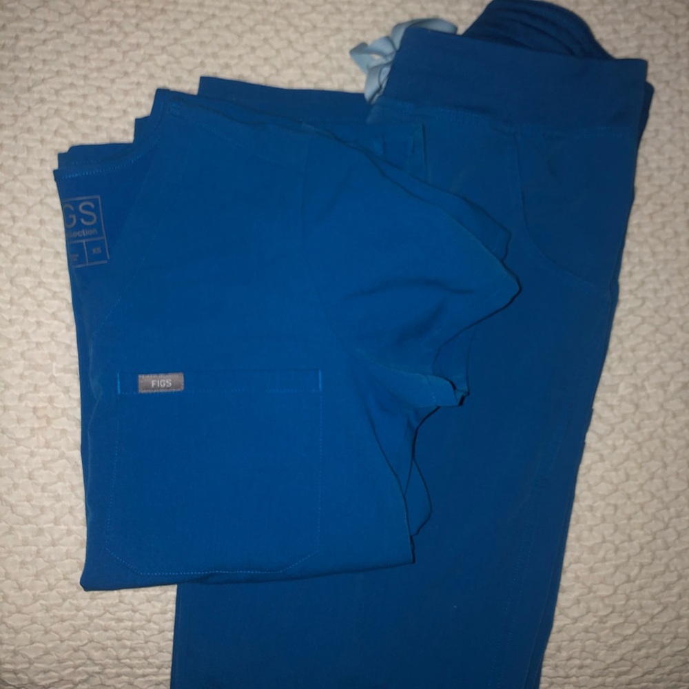 Figs scrubs